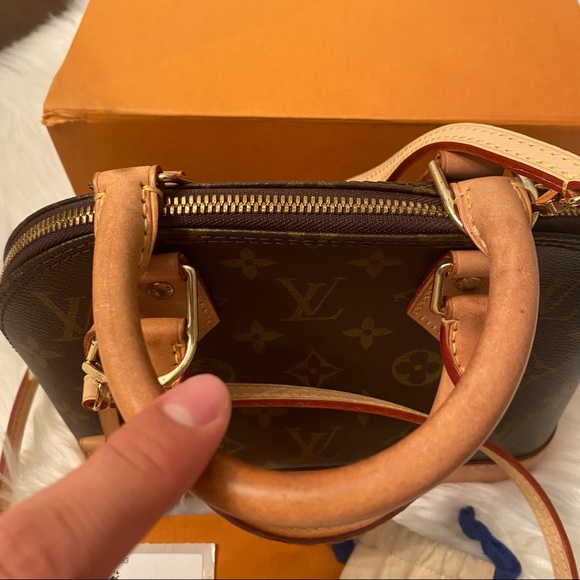 π1500$π LOUIS VUITTON - ALMA BB MONOGRAM - PRELOVED - Picture 4 of 16
